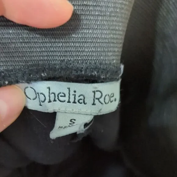 Classic Black Women's Pants - Picture 4 of 5